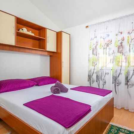 Beautiful Apartment In Krk With Kitchen Krk Town Esterno foto