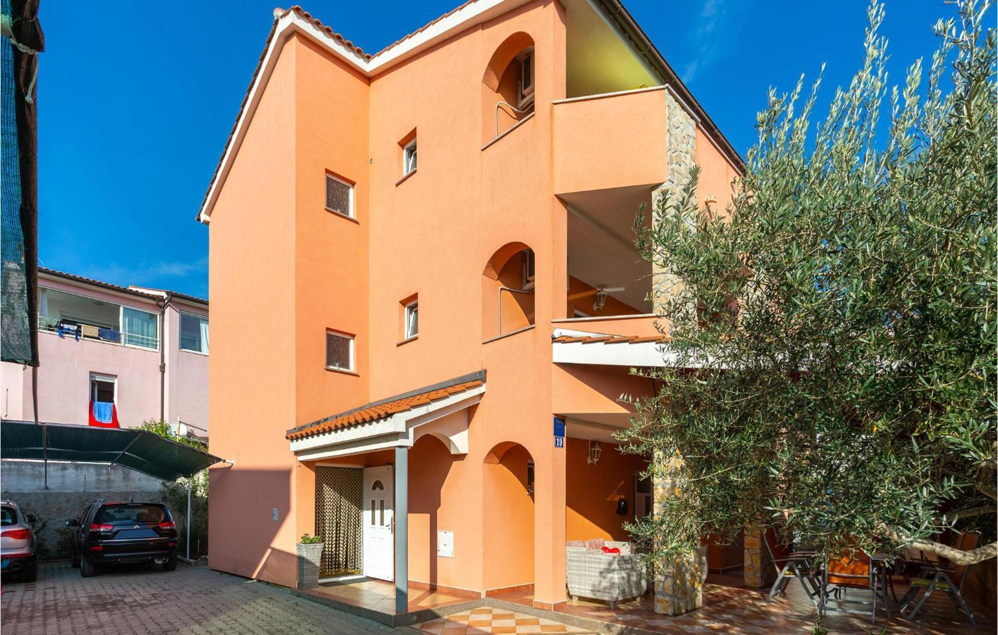 Beautiful Apartment In Krk With Kitchen Krk Town Esterno foto