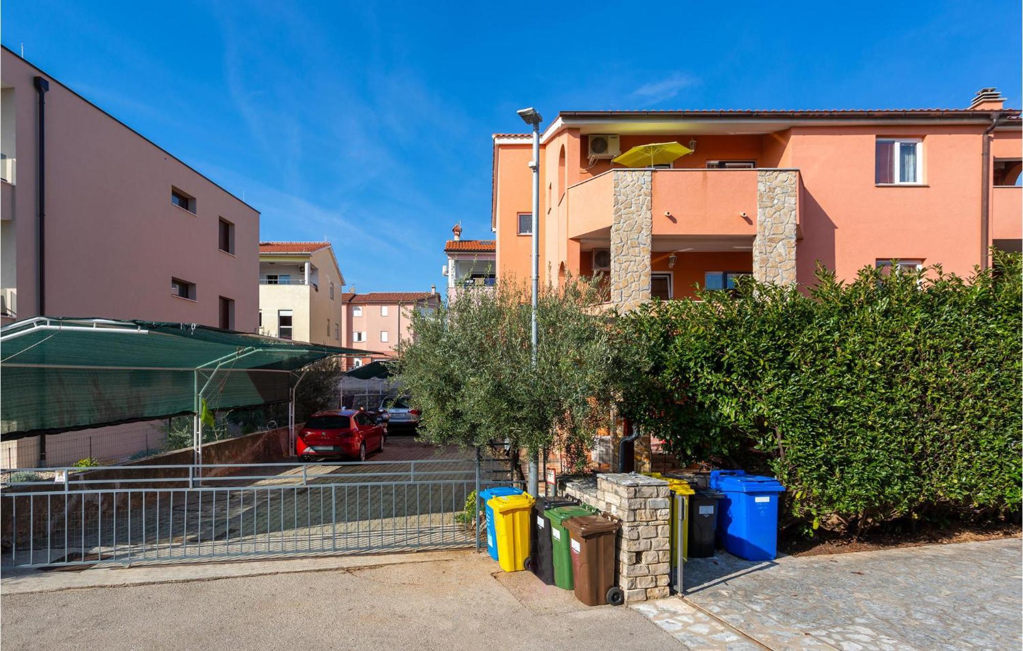 Beautiful Apartment In Krk With Kitchen Krk Town Esterno foto